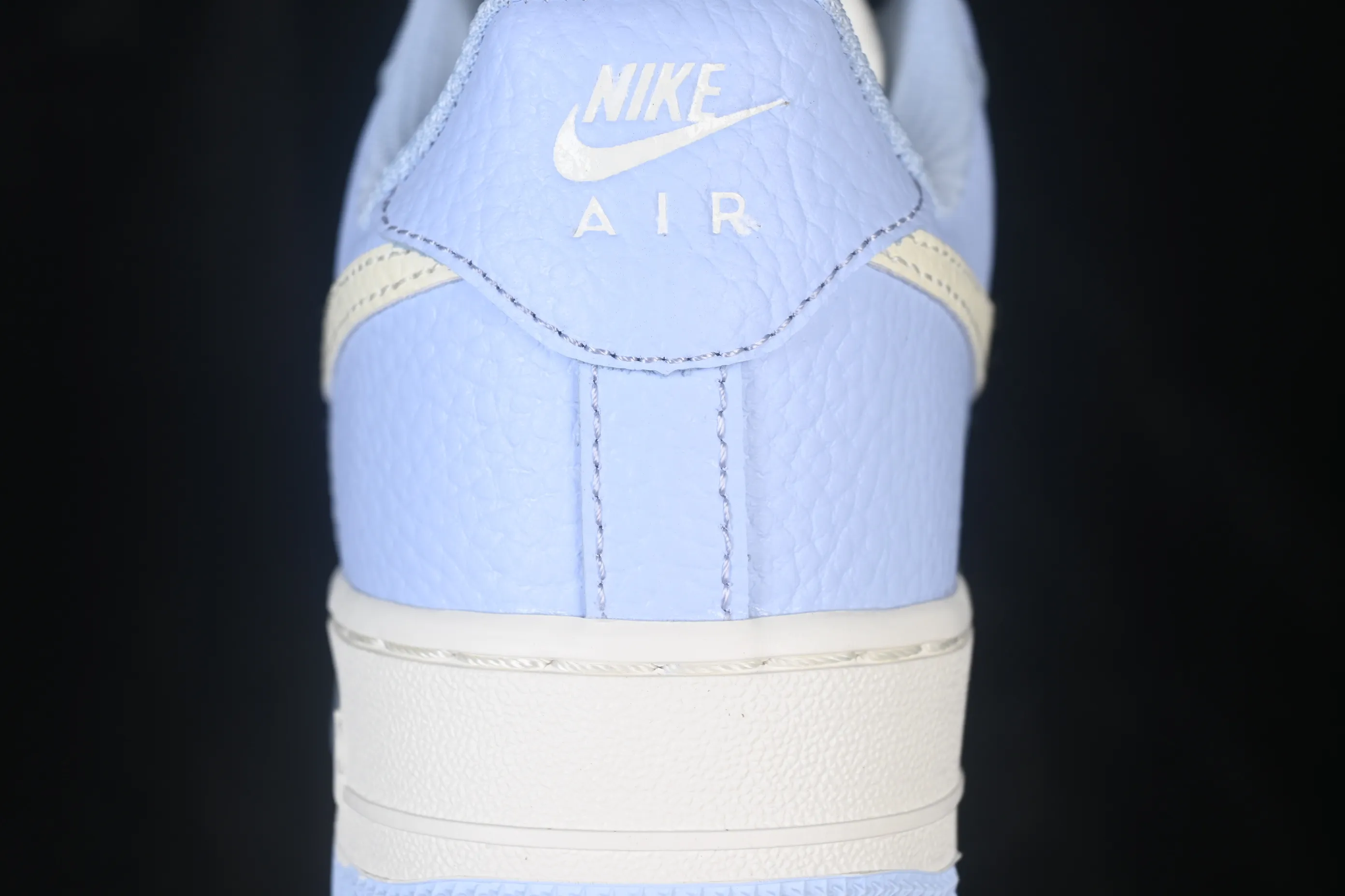 All categories Nk Air Force 1 Air Force series Nk Air Force 1 Low Air Force low-top Nike Air Force 1'07 Low Air Force 1 low-top casual sneakers IV3222-400